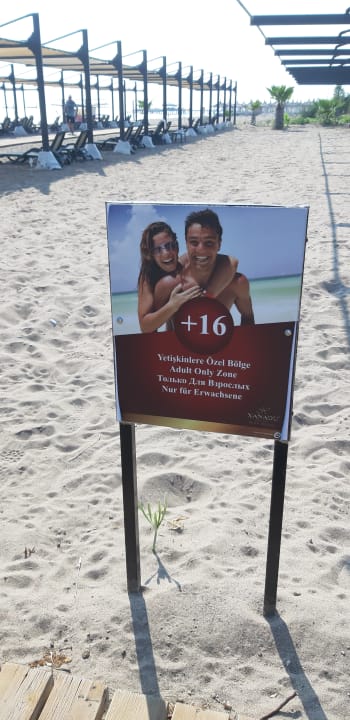 Strand Xanadu Resort Hotel