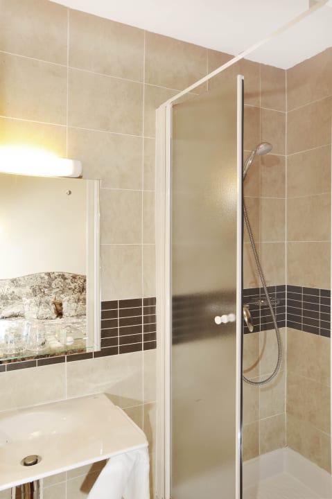 Salle de bain A L'hotel Des Roys