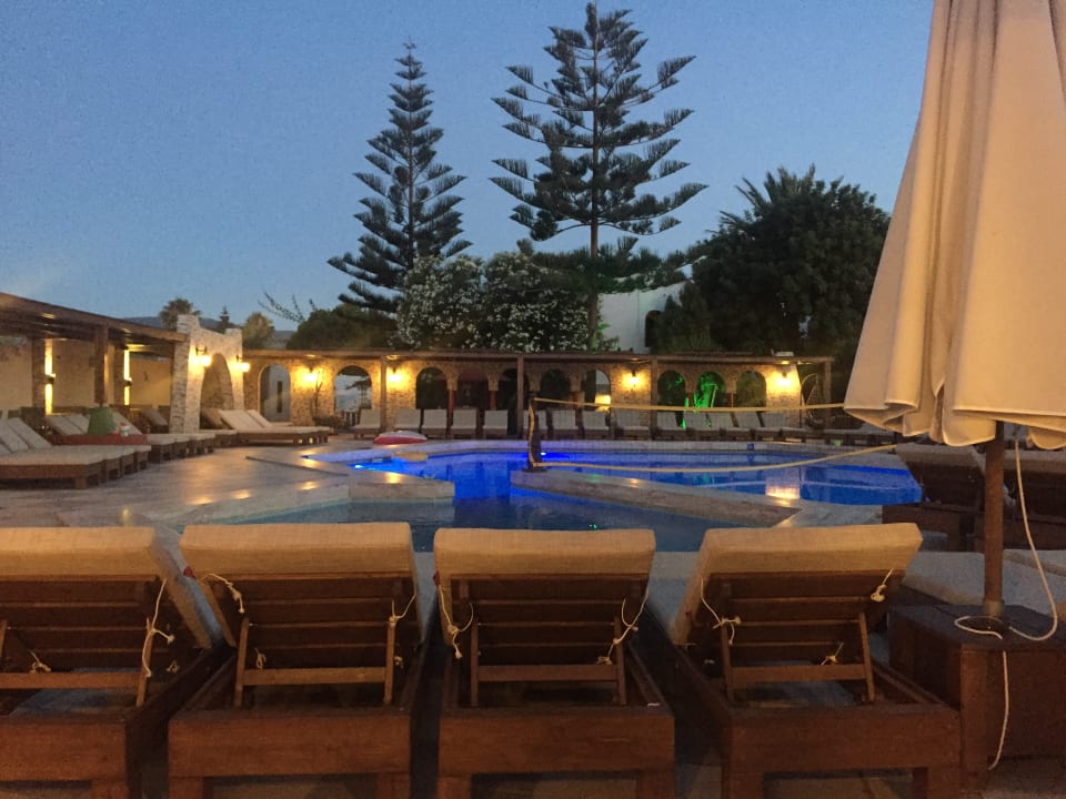 Pool Gaia Garden Hotel