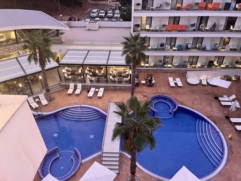 Pool Hotel Morlans Suites