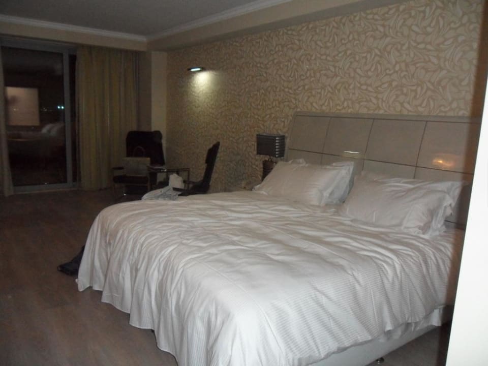 Doppelbett im Familienzimmer Atrium Platinum Luxury Resort Hotel & Spa