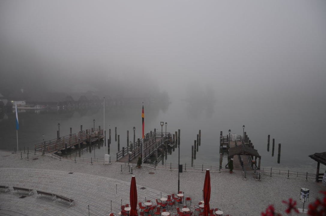 Der majestätische Königssee um 6:00 Uhr morgens Hotel Schiffmeister