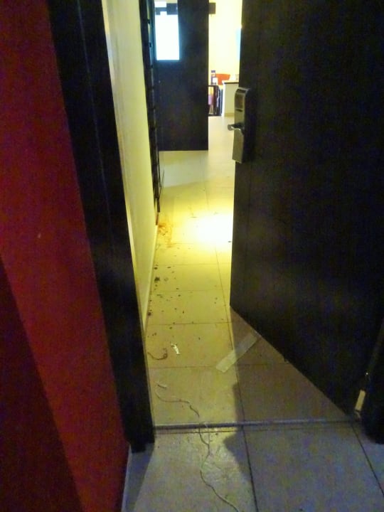 Dreck unbewohntes Zimmer Punta Cana Princess All Suites Resort & Spa