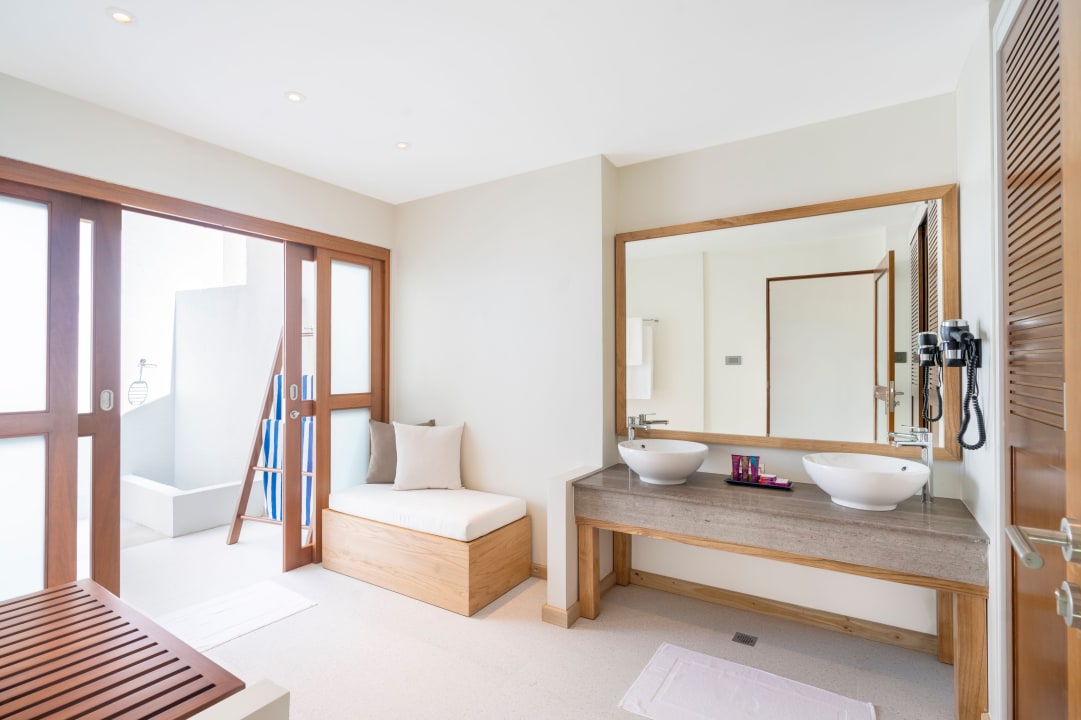 Zimmer Ellaidhoo Maldives by Cinnamon