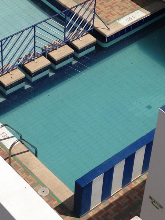 Stinkt nach Chlor Hotel Tagadirt