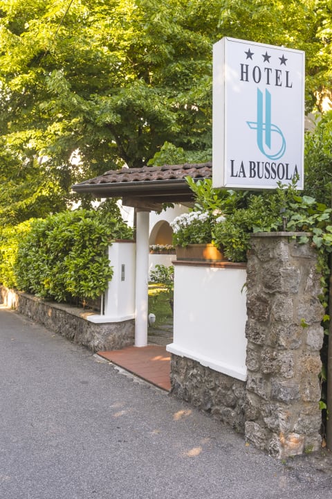 Gartenanlage Hotel La Bussola