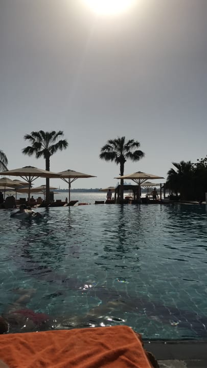 Pool Anantara The Palm Dubai Resort