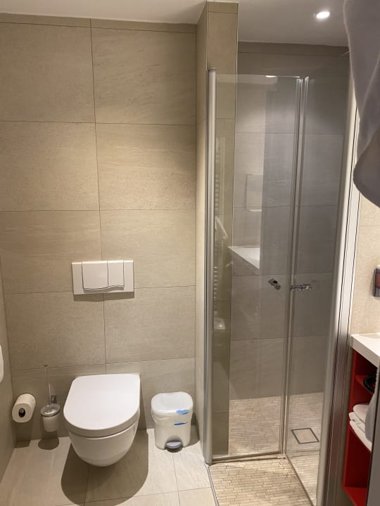 Zimmer All In Red Thermenhotel