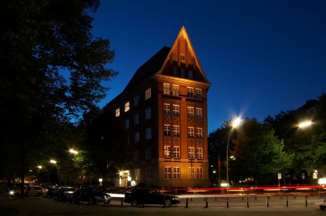 Aussenaufnahme Hotel Wagner im Dammtorpalais