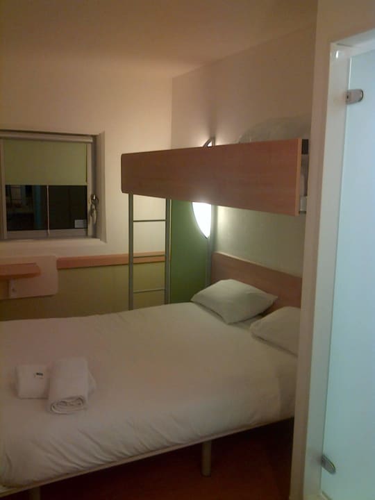 Camera ibis budget Birmingham International Airport – NEC