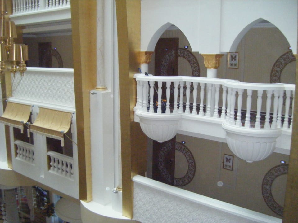 Balkon-Galerie Granada Luxury Okurcalar