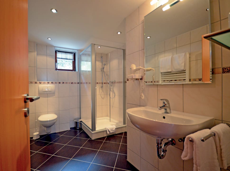 Badezimmer im Gästehaus Hotel Gute Quelle