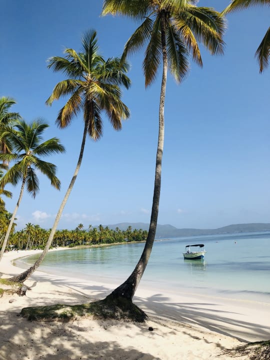 Strand Wyndham Alltra Samana