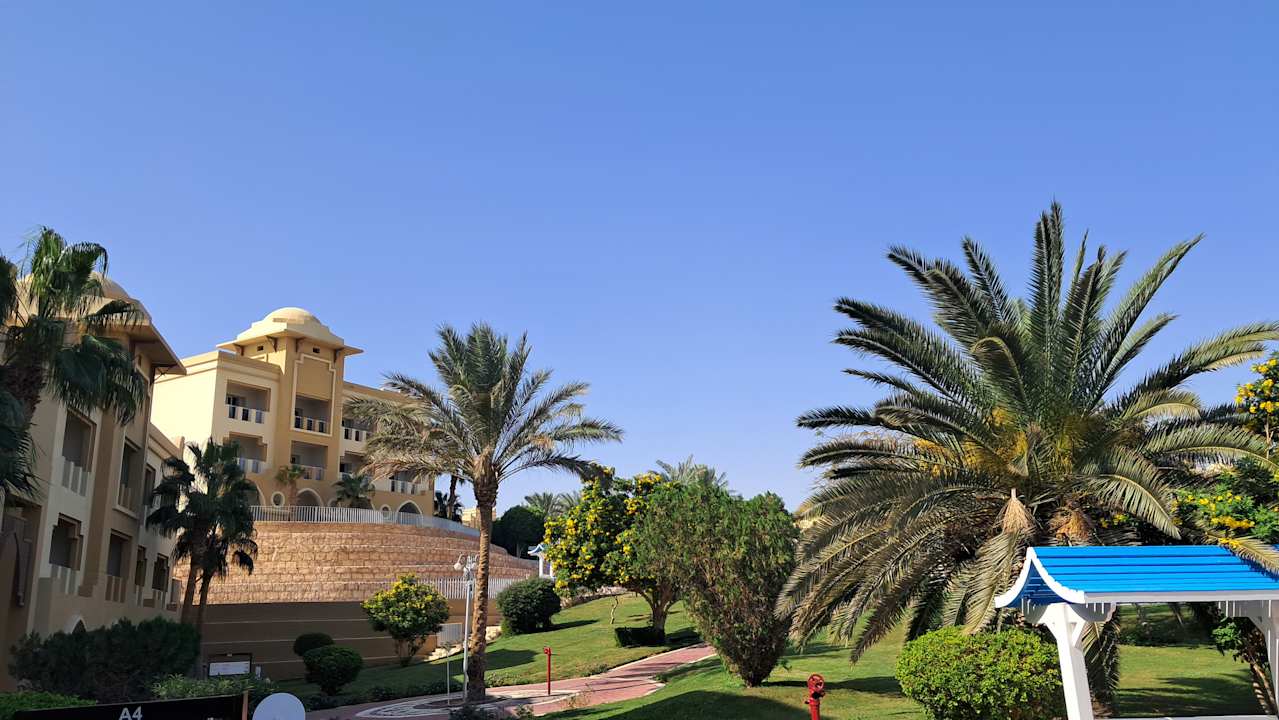 Gartenanlage Serenity Alpha Beach