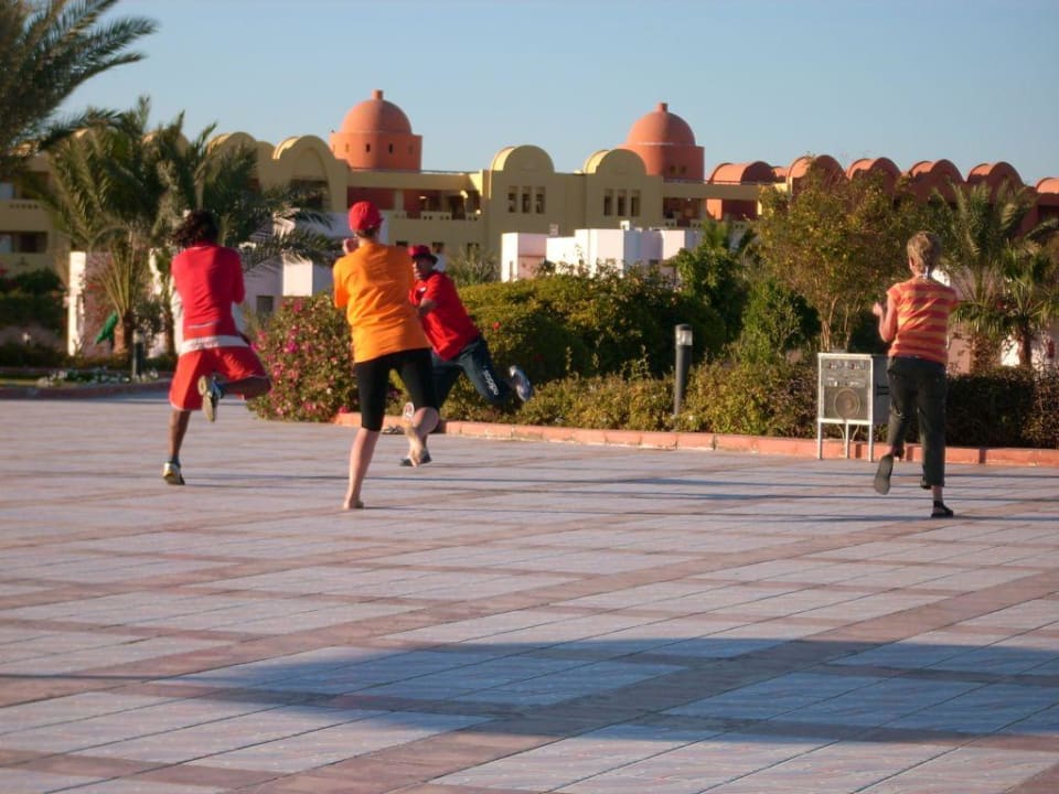 Aerobicdance am Pool Pharaoh Azur Resort