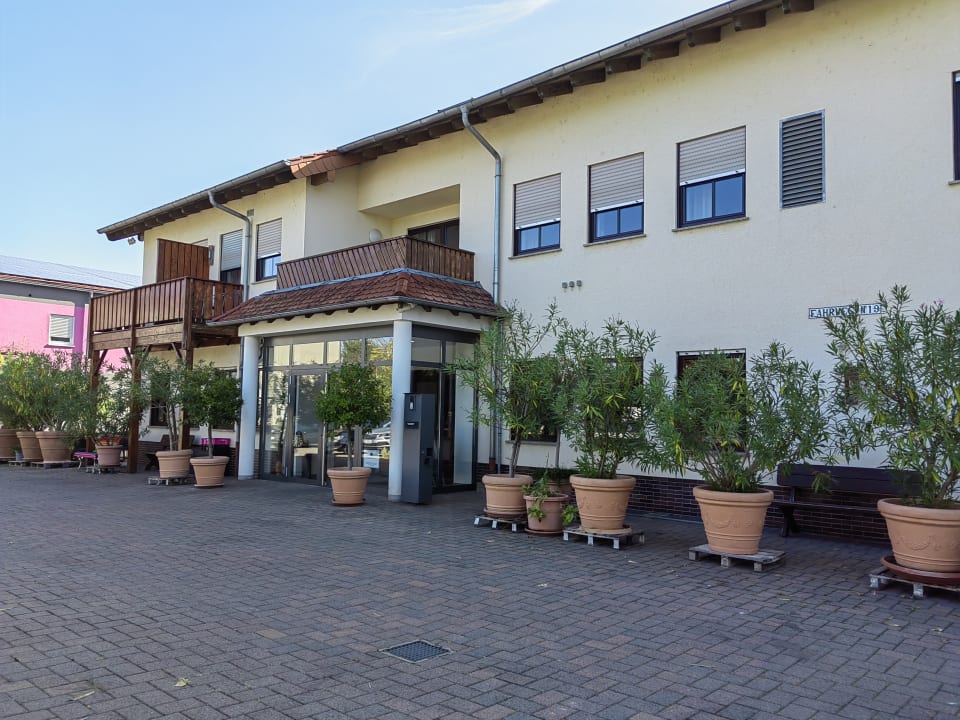 Außenansicht Winzerhotel Weingut Sandwiese