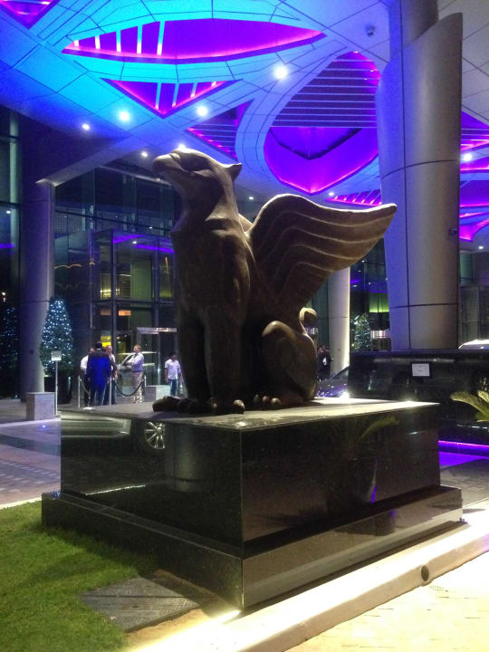 Eingang JW Marriott Marquis Hotel Dubai