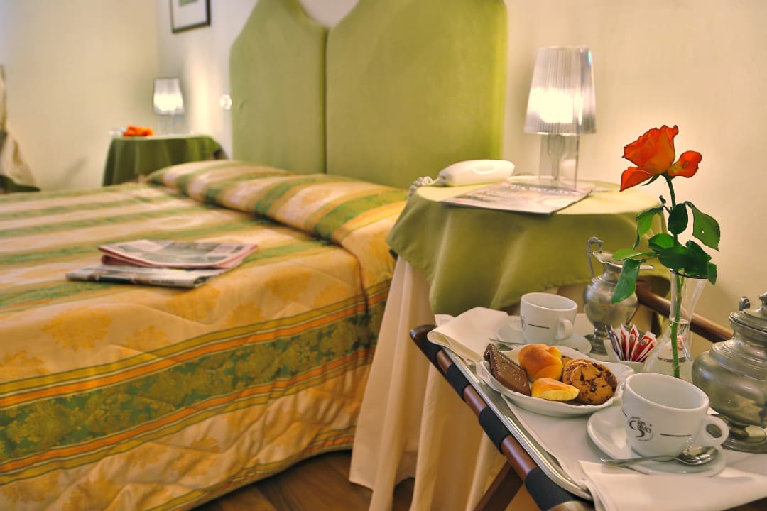 Zimmer albergo moderno