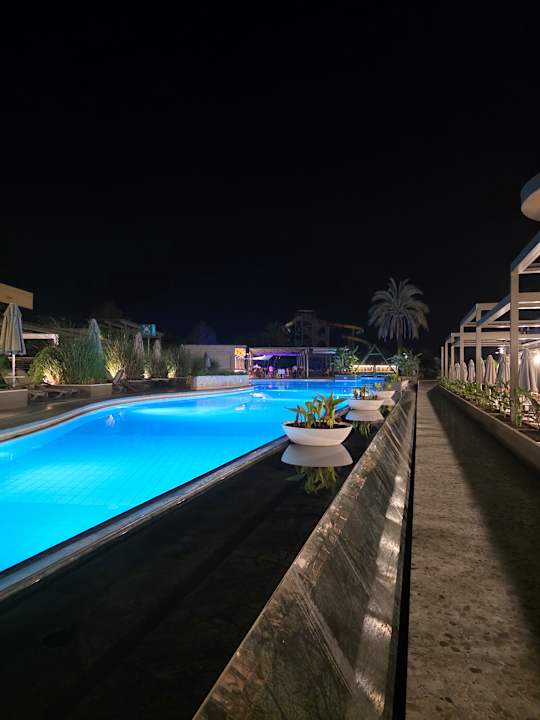 Pool TUI BLUE Xanthe