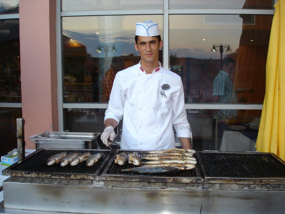 Fisch Royal Atlantis Beach Hotel