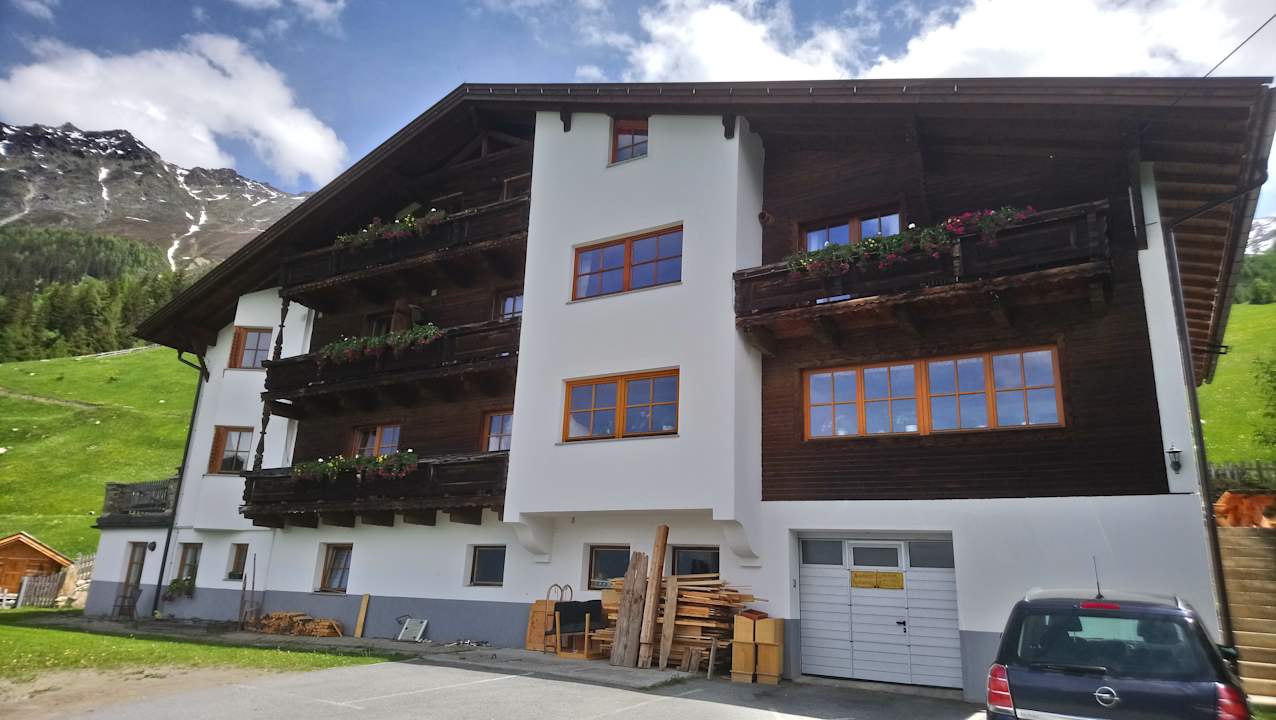 Außenansicht Wiesenhof