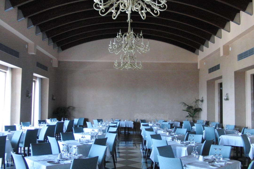 Ein Hauptrestaurant Atlantica Belvedere Resort