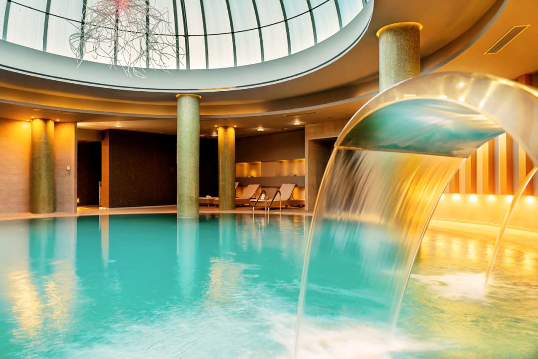 Pool SENTIDO Port Royal Villas & Spa