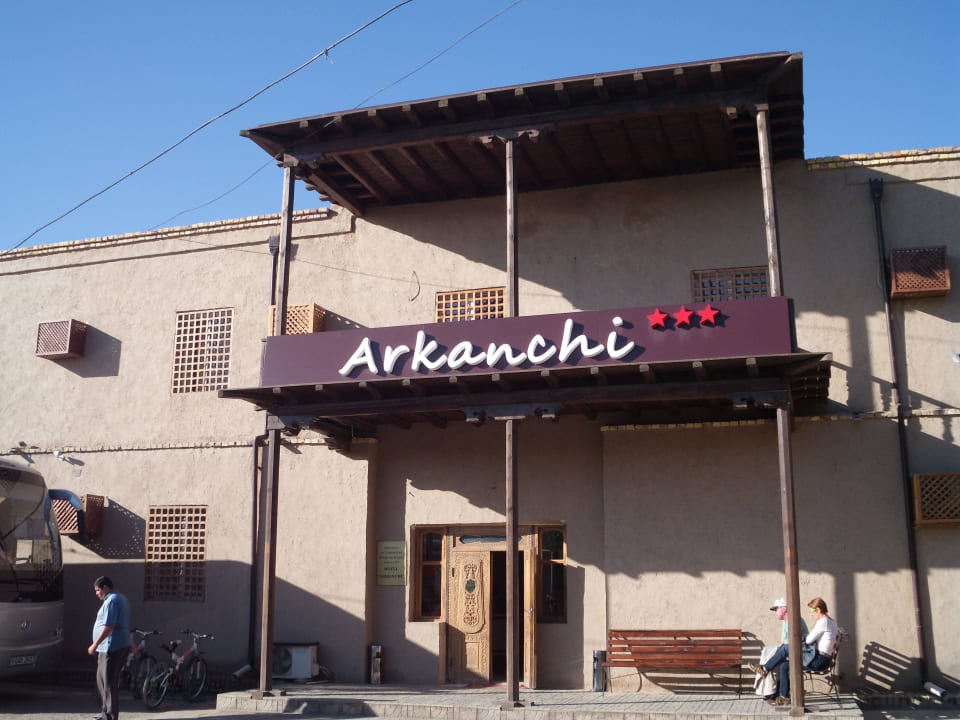 Außenansicht Arkanchi Hotel