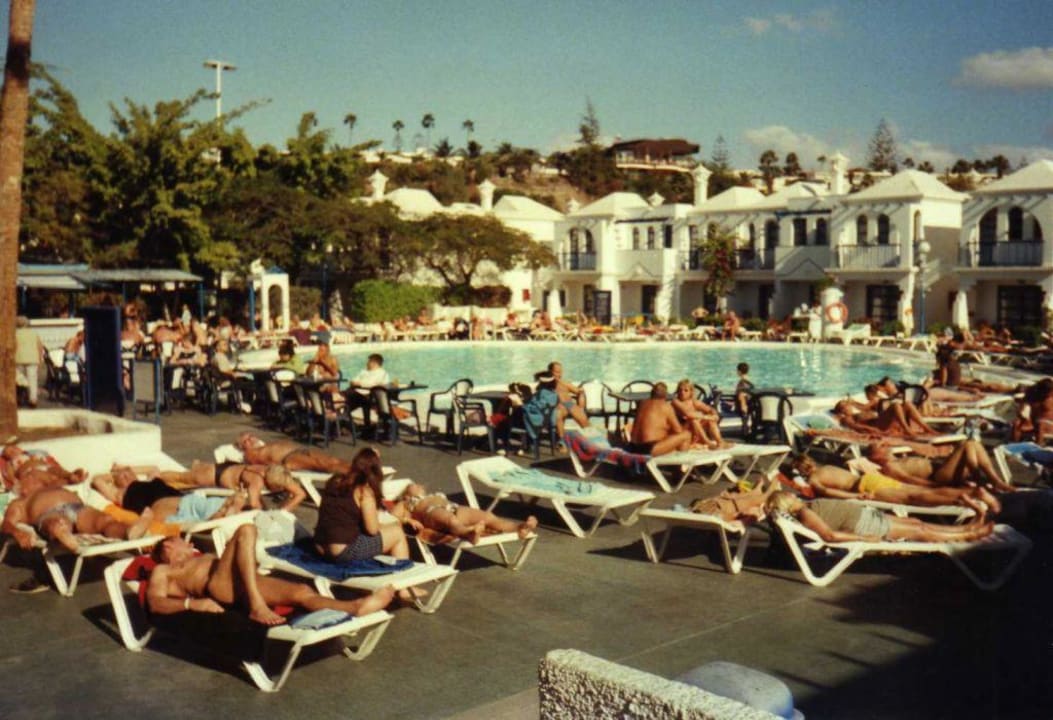 Auslick zum Pool Hotel Bungalows Duna Flor