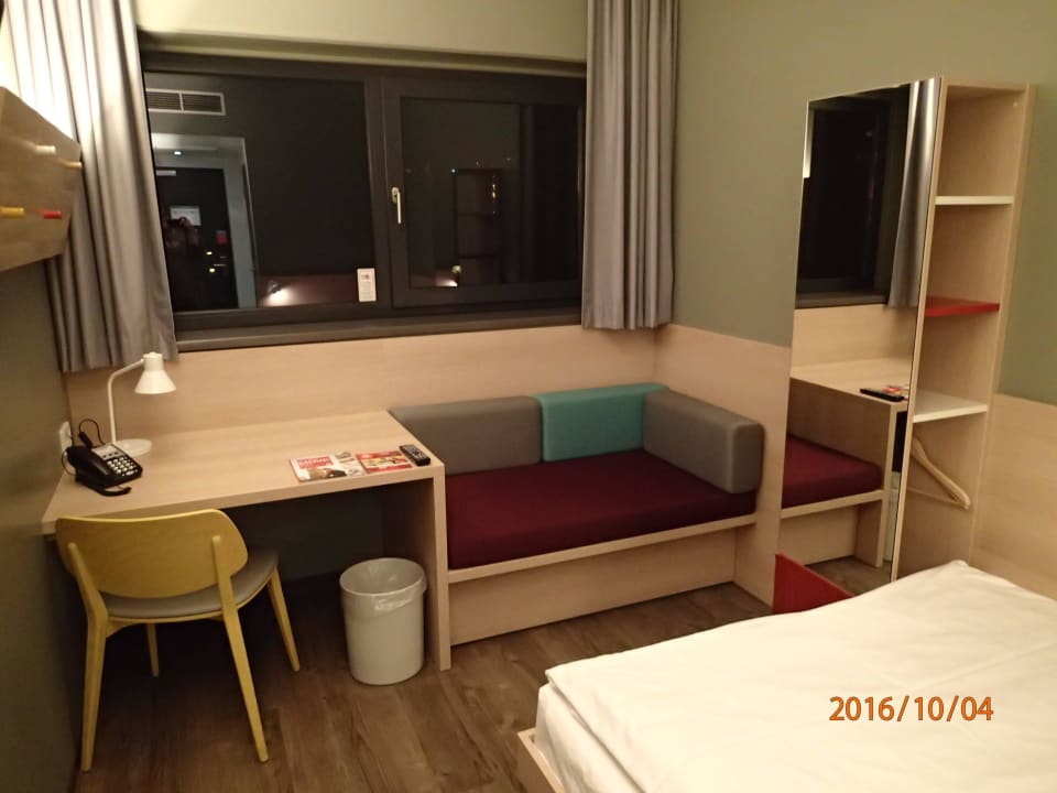 Zimmer MEININGER Hotel Berlin Airport