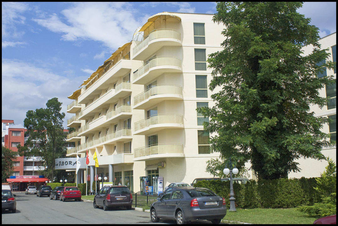Vorderseite des Hotels DAS Club Hotel Sunny Beach