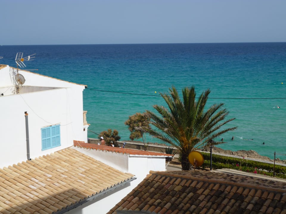 Blick zum Meer vom Gangfenster Hotel Clumba