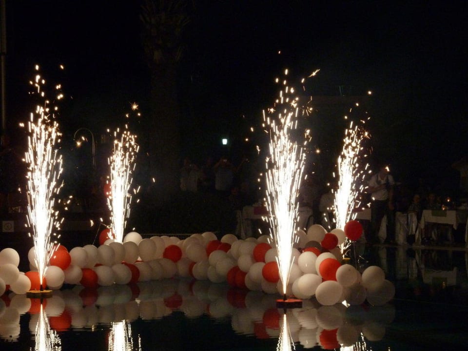 Galaabend Sunis Evren Beach Resort Hotel & Spa