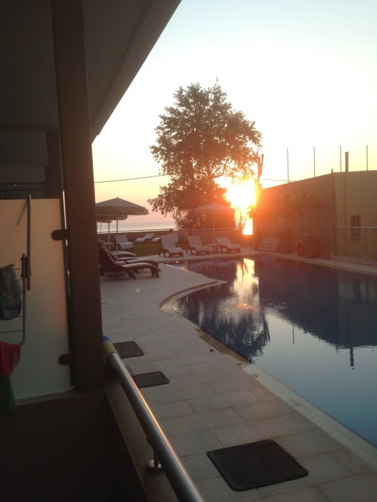 Seitliche Meersicht Hotel Corissia Princess