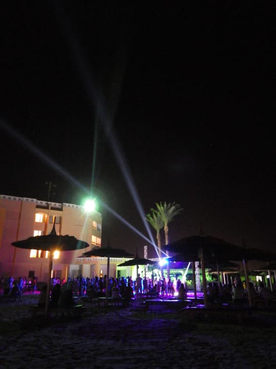 Beachparty Beach Albatros Resort
