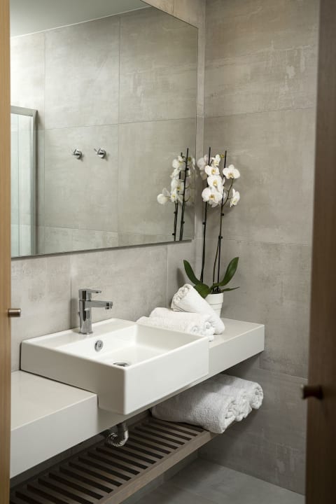 Zimmer Maritimo Beach Hotel