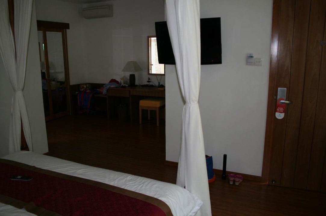 Бунгало Kuramathi Maldives