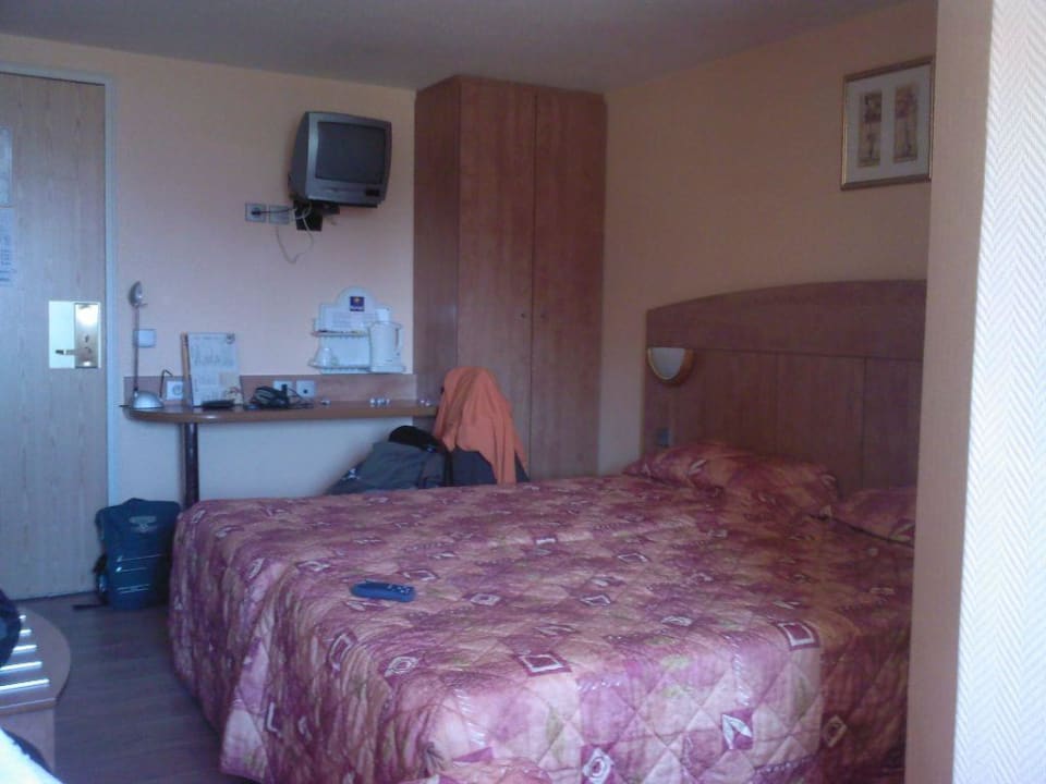 Blick ins Zimmer Kyriad Plage Calais Hotel de la Plage