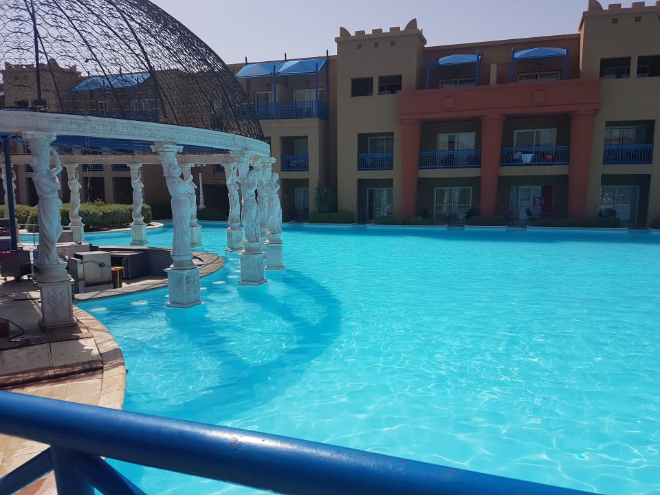 Pool Hotel Titanic Palace