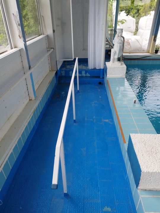Pool Hotel am Jakobsweg