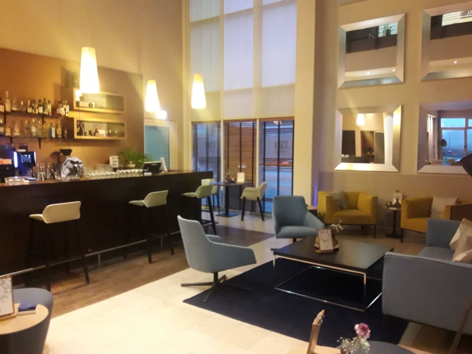 Lobby NH Hamburg Horner Rennbahn