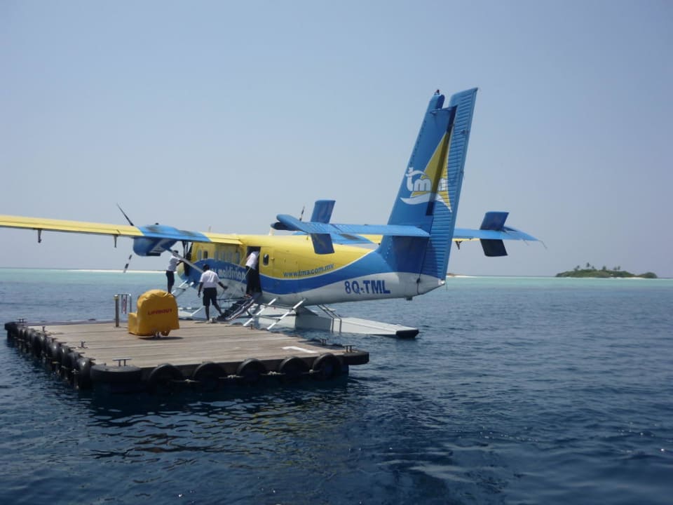 Wasserflugzeug Kuramathi Maldives