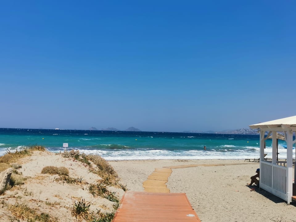 Strand Blue Lagoon Resort