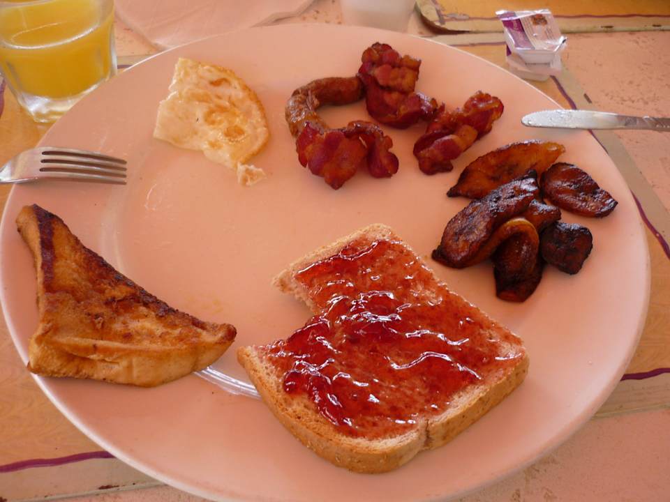 Frühstück ! Hotel Beachcomber