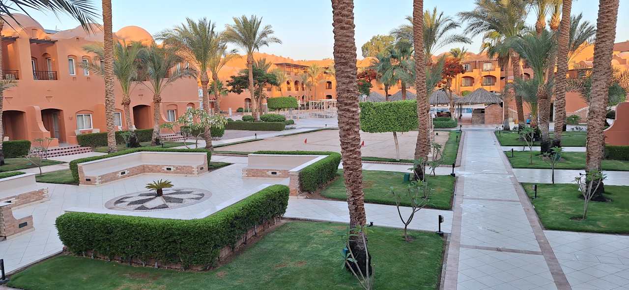 Außenansicht Jaz Makadi Oasis Resort
