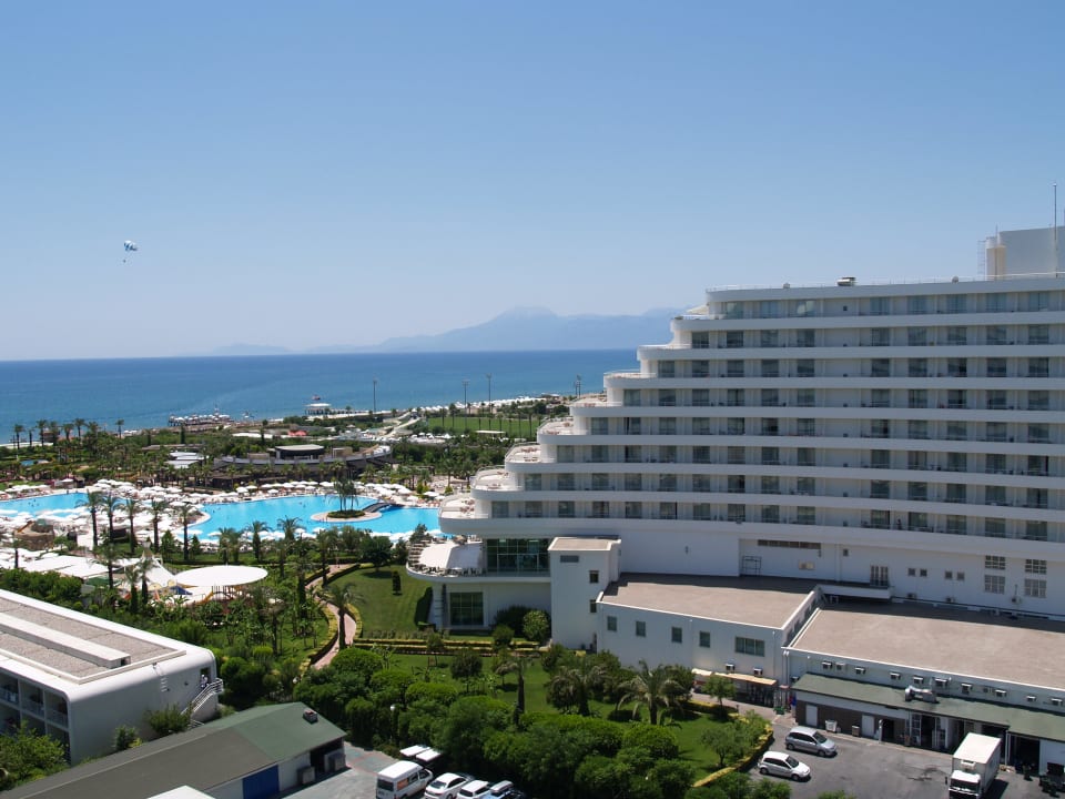 Ausblick Meer/Außenanlage Hotel Miracle Resort Titanic Deluxe Lara