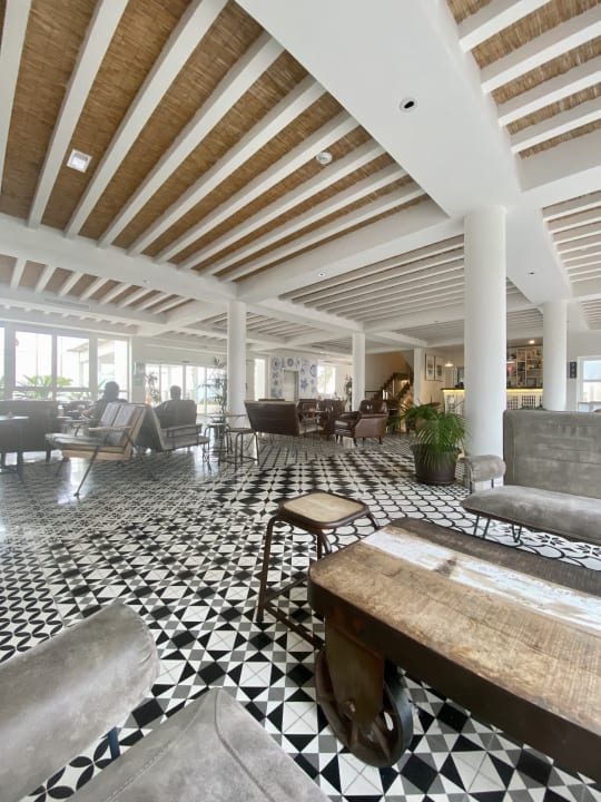 Lobby H10 Ocean Suites