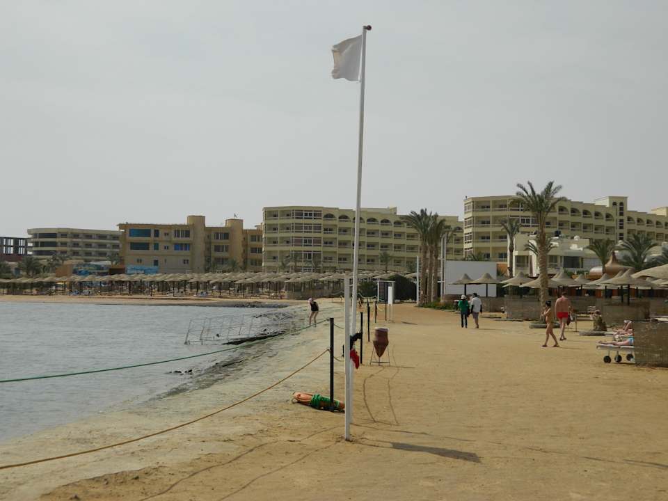 Пляж Riviera Aqua Park Resort