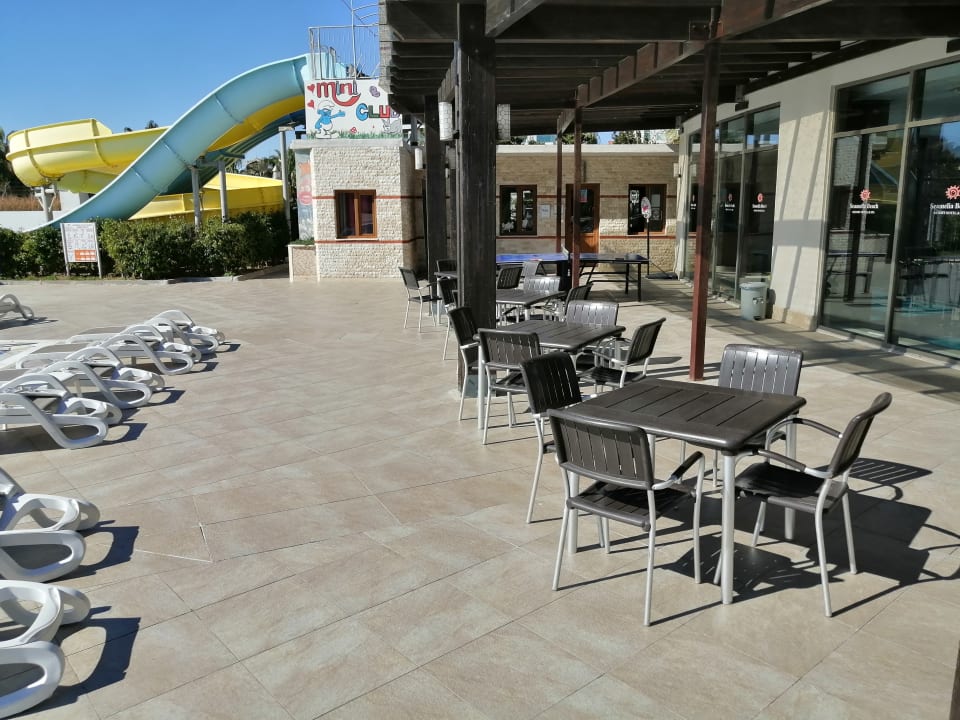 Gastro Seamelia Beach Resort