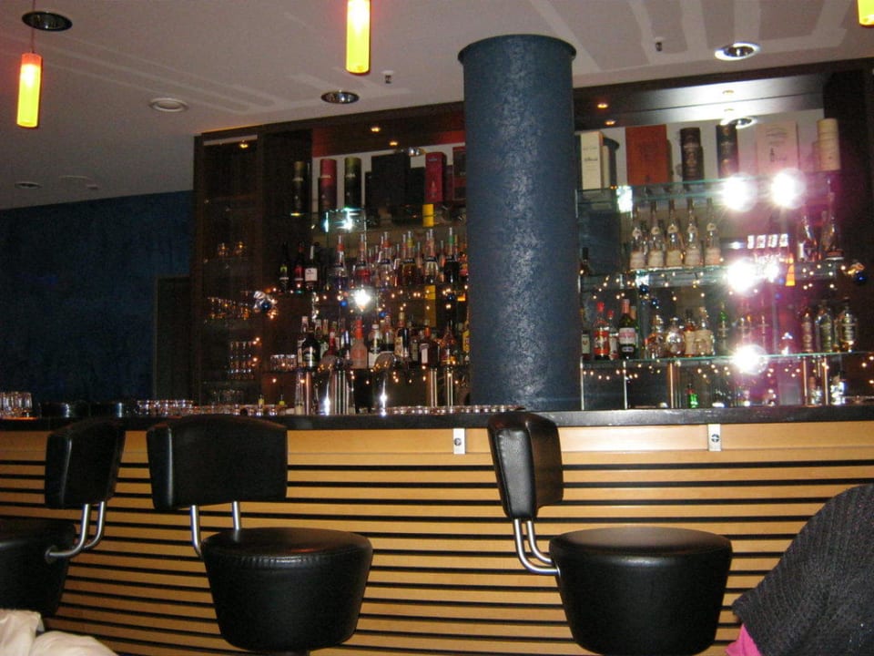 Hotelbar  NH Berlin Alexanderplatz